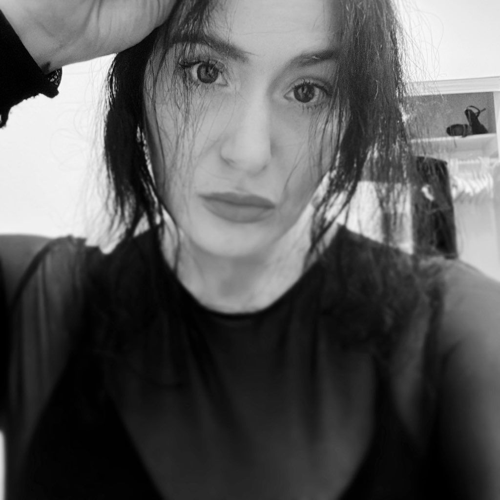 Mistress-Sara